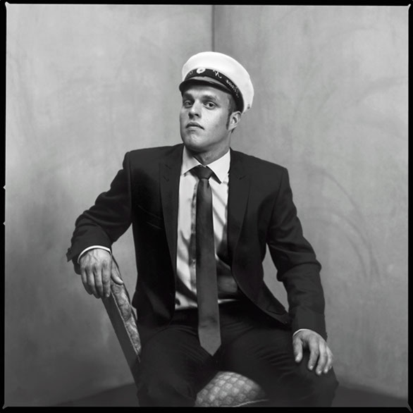 Studentfotografering i Hudiksvall, fotograferat av fotograf Henrik Peltonen